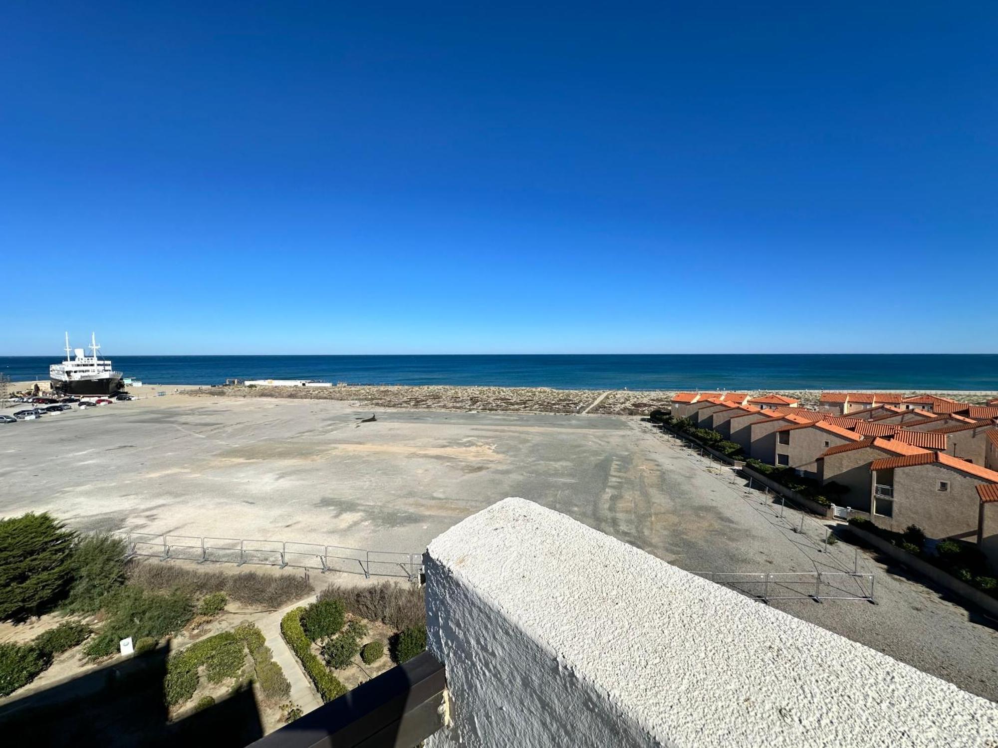 Appart Rdc T3 Proche Plage Accessible A Pieds Le Barcares Exterior photo