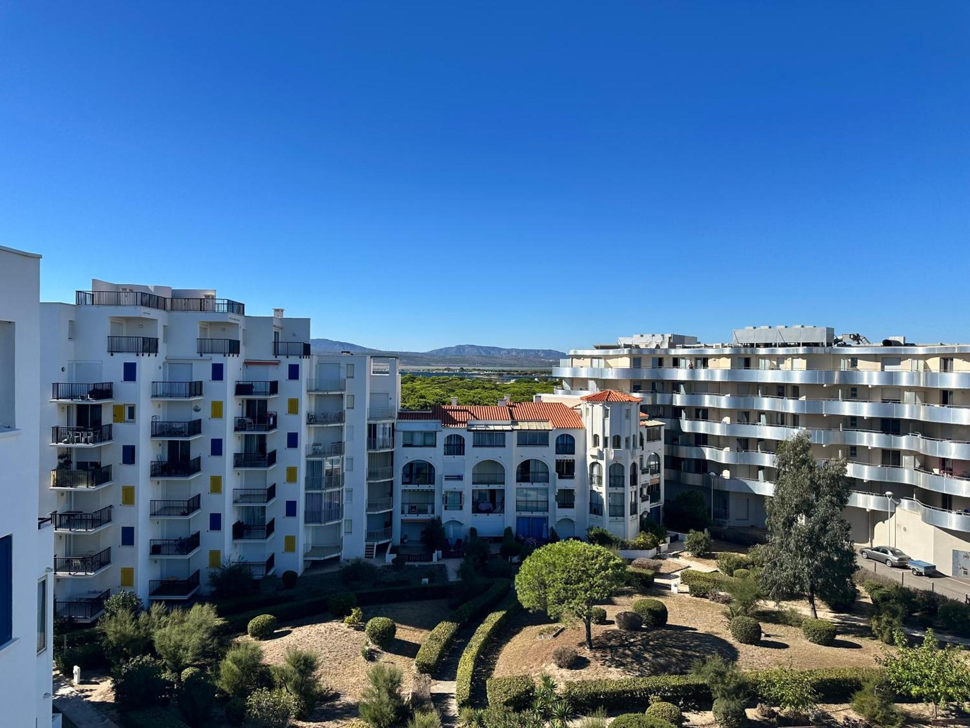Appart Rdc T3 Proche Plage Accessible A Pieds Le Barcares Exterior photo